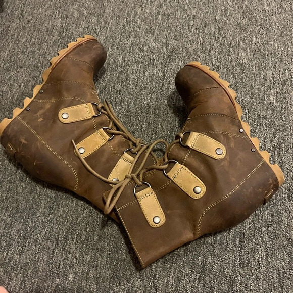 SOREL JOAN OF ARCTIC WEDGE BOOTIES - WOMEN'S, size 37 - Picture 6 of 6